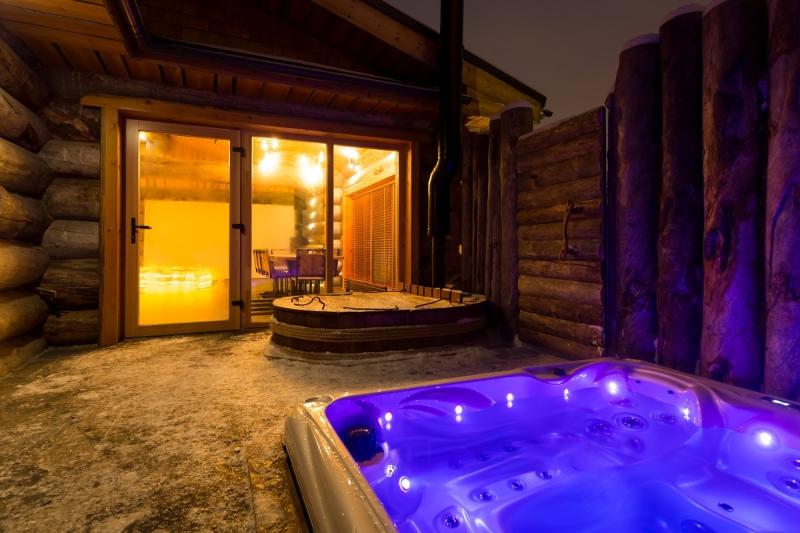 Экологически безопасные материалы и энергосберегающие технологии в новых спа-бассейнах Monoceros.