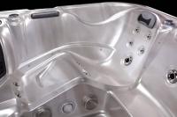 Гидромассажный СПА бассейн Sunrans SR801А