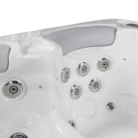 Гидромассажный мини спа-бассейн Wellis Titan