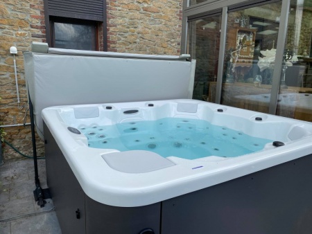 Спа-бассейн AstralPool Select E / Aquavia Pulse