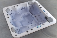 Гидромассажный спа-бассейн AstralPool / Aquavia Aqua 8