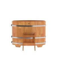 Купель овальная из сращенных ламелей лиственницы 0,69х1,31