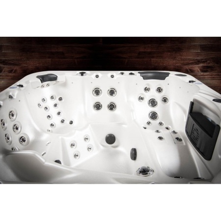 Гидромассажный спа-бассейн Vortex Spas Nitro